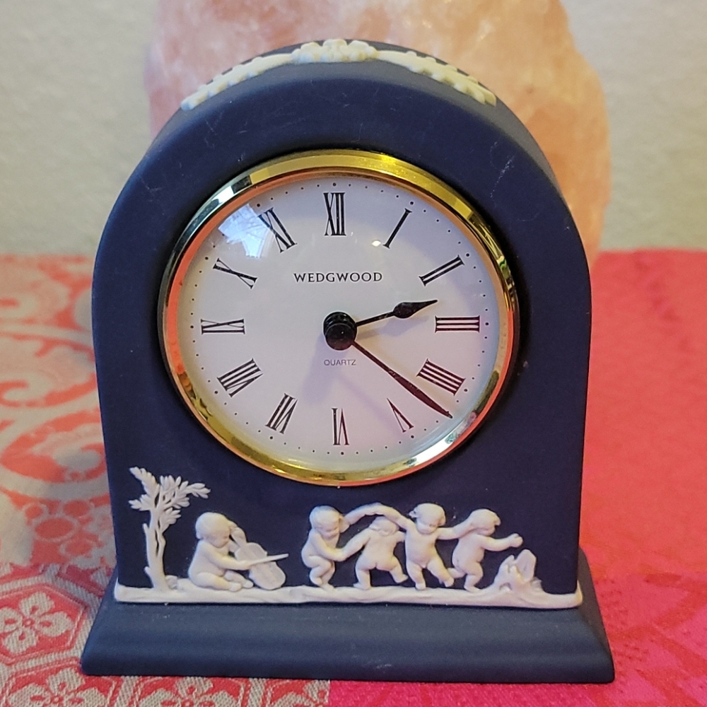 Vintage Wedgwood Blue Jasper Clock